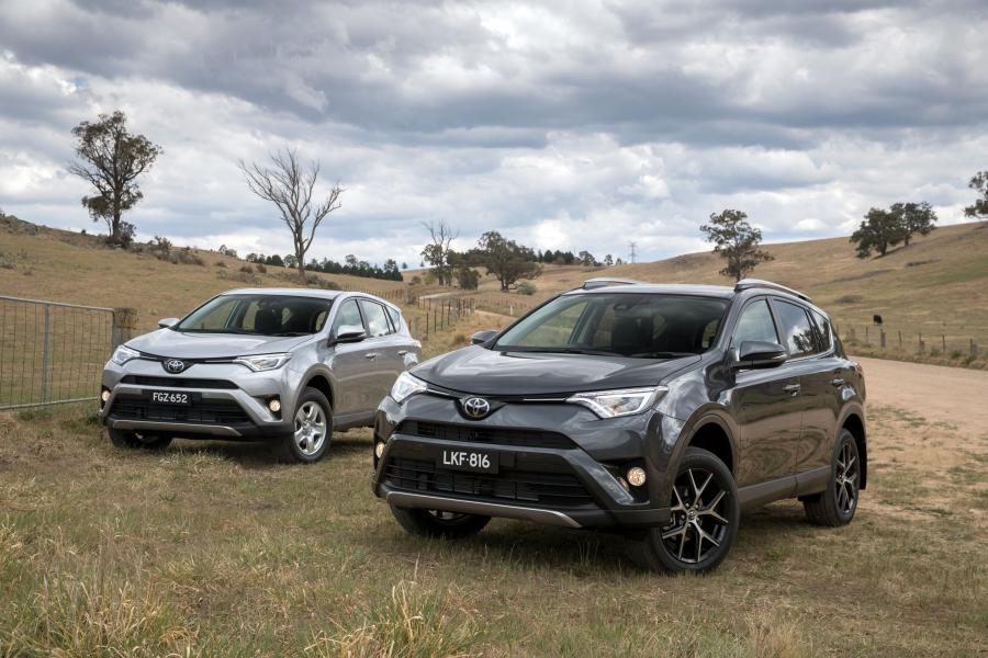  Toyota RAV4 2015 года  (AU) (фото 10 из 22)